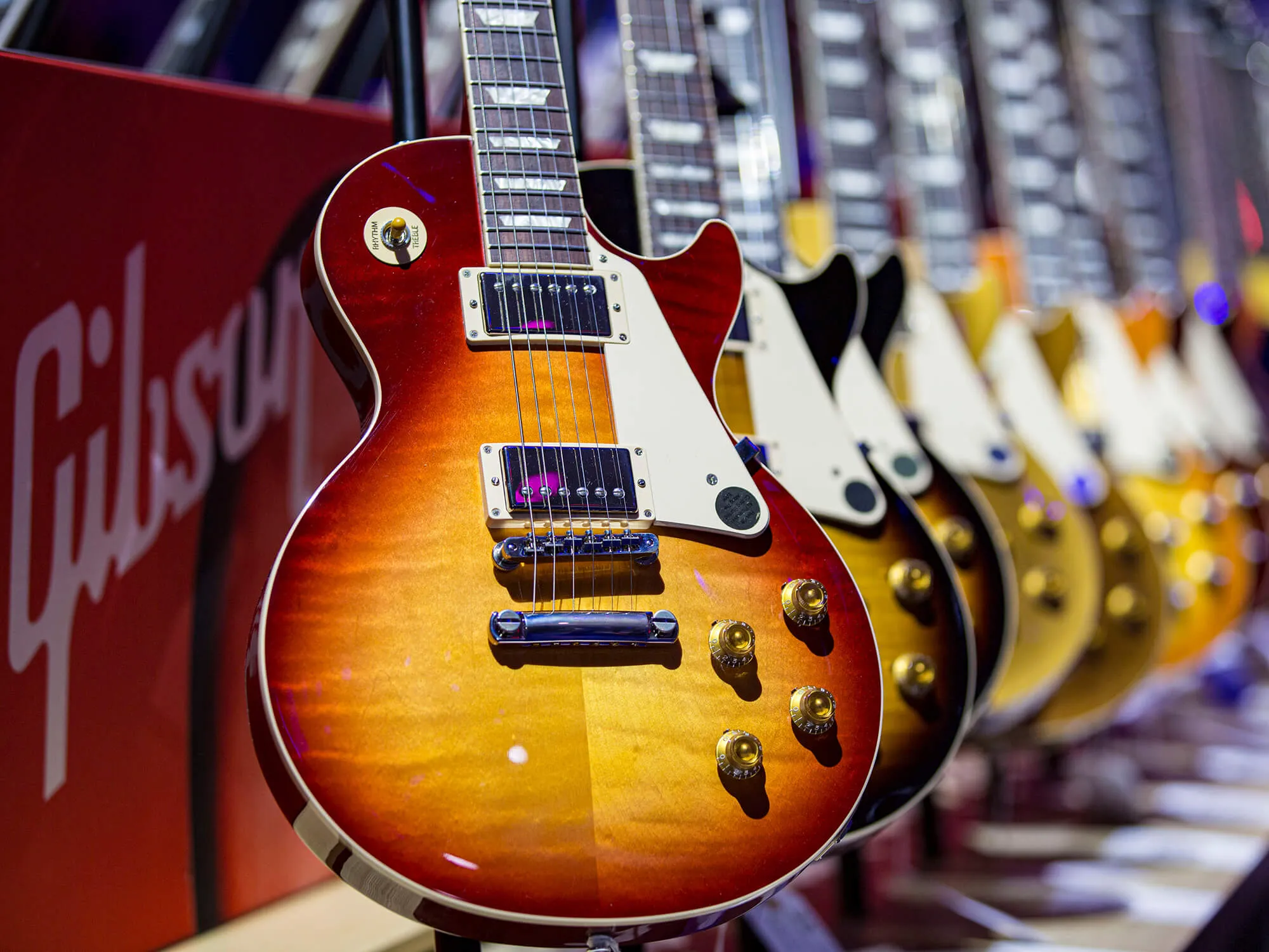 Gibson Introduces 'Gibson IQ': First Smart Electric Guitars with Built-in Tuning and Learning Software