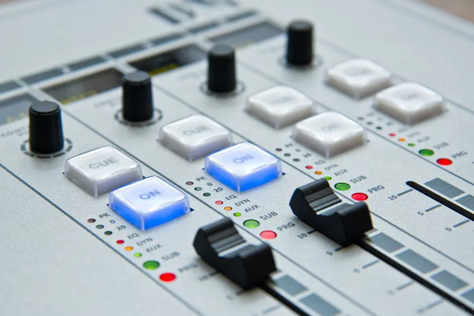 UDO Audio DMNO 多音色多聲部合成器評測與演示總覽